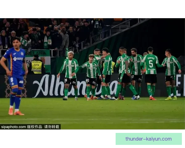 博尔达拉斯重返西甲,期待带领球队争夺新荣耀表现亮眼 博尔达拉斯重返西甲,期待带领球队争夺新荣耀表现亮眼