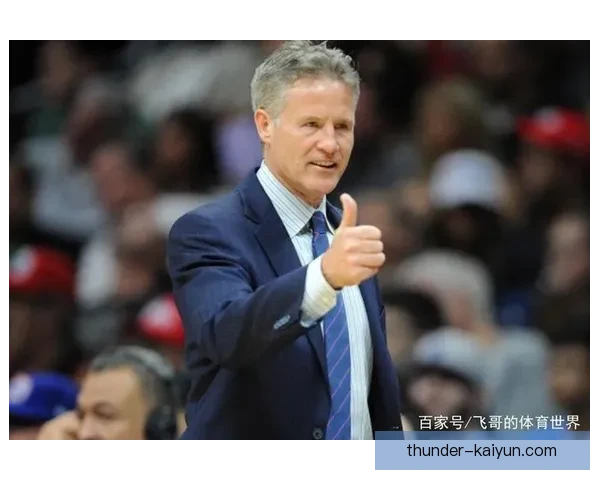 恩东贝莱在本赛季表现稳健，教练对其状态评价积极，持续提升球队竞争力。